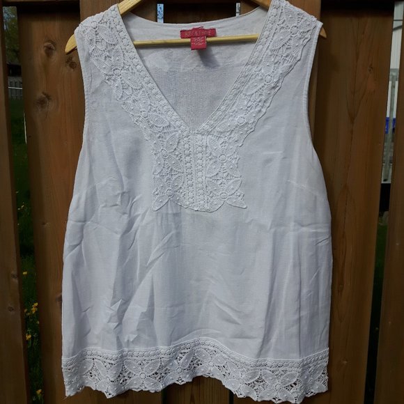 Rose & Thyme Tops - Stunning Rose & Thyme Lace Tank Top 1X